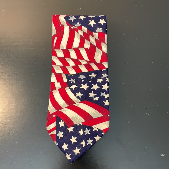 Americana Windsor Patriotic Tie Red White Blue American Flag Necktie - Picture 3 of 10
